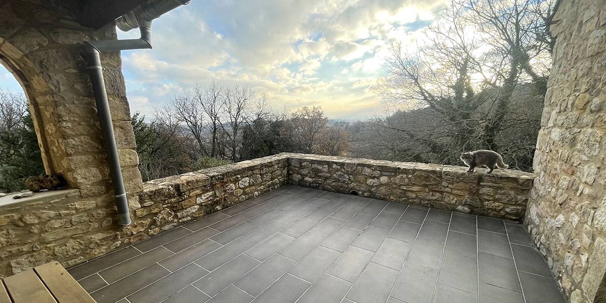 The guest rooms at the mas d Issoire: A vue of the terrace on the third bedroom